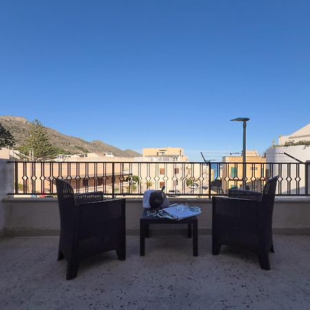 Ponente & Maestro Rooms Favignana Bagian luar foto