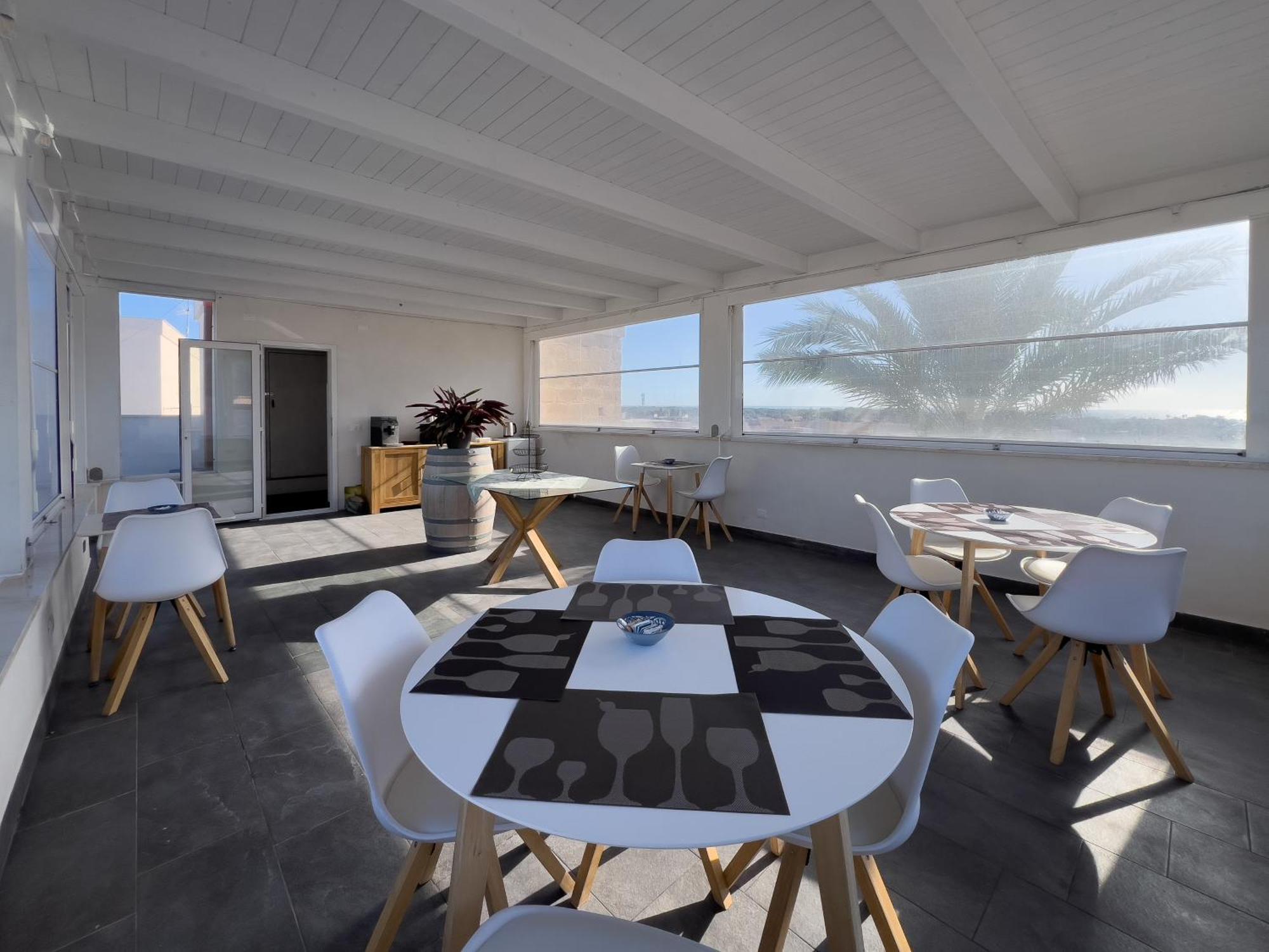 Ponente & Maestro Rooms Favignana Bagian luar foto