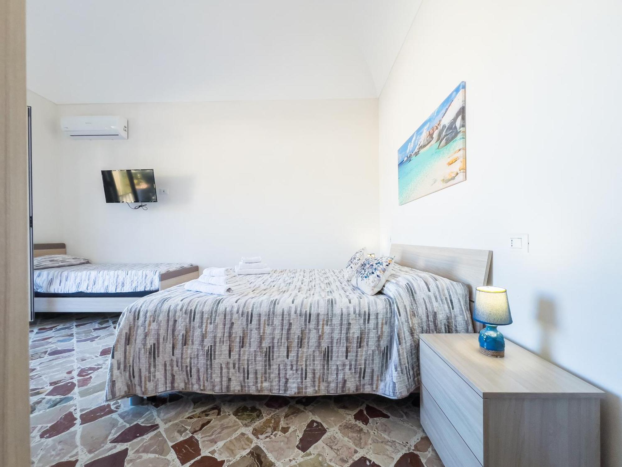 Ponente & Maestro Rooms Favignana Bagian luar foto
